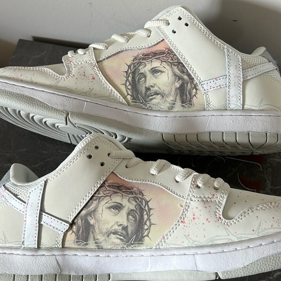 Kito Wares “The Passion of the Christ” Sneakers - Picture 8 of 12